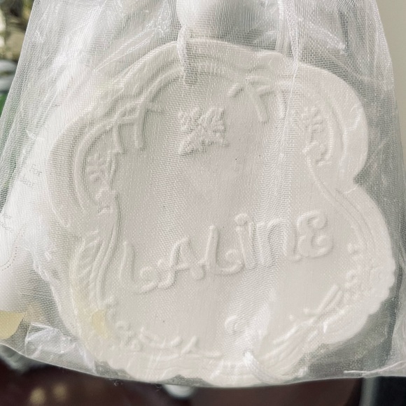 Laline Scented Ceramic Car Pendant - Picture 8 of 8